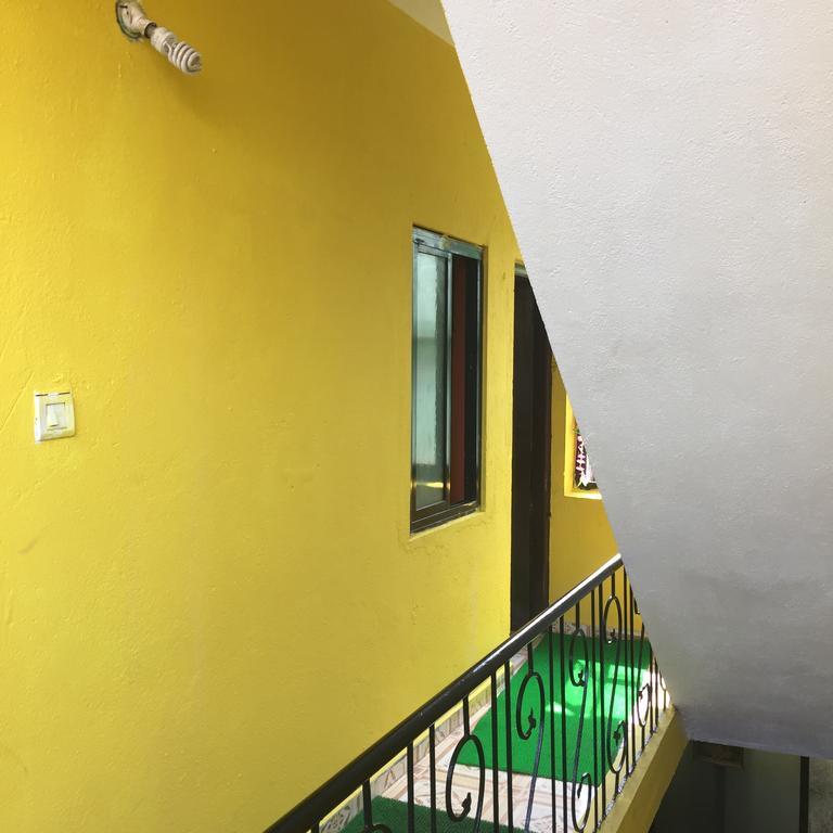 Fernandes Guest House Calangute Exteriör bild